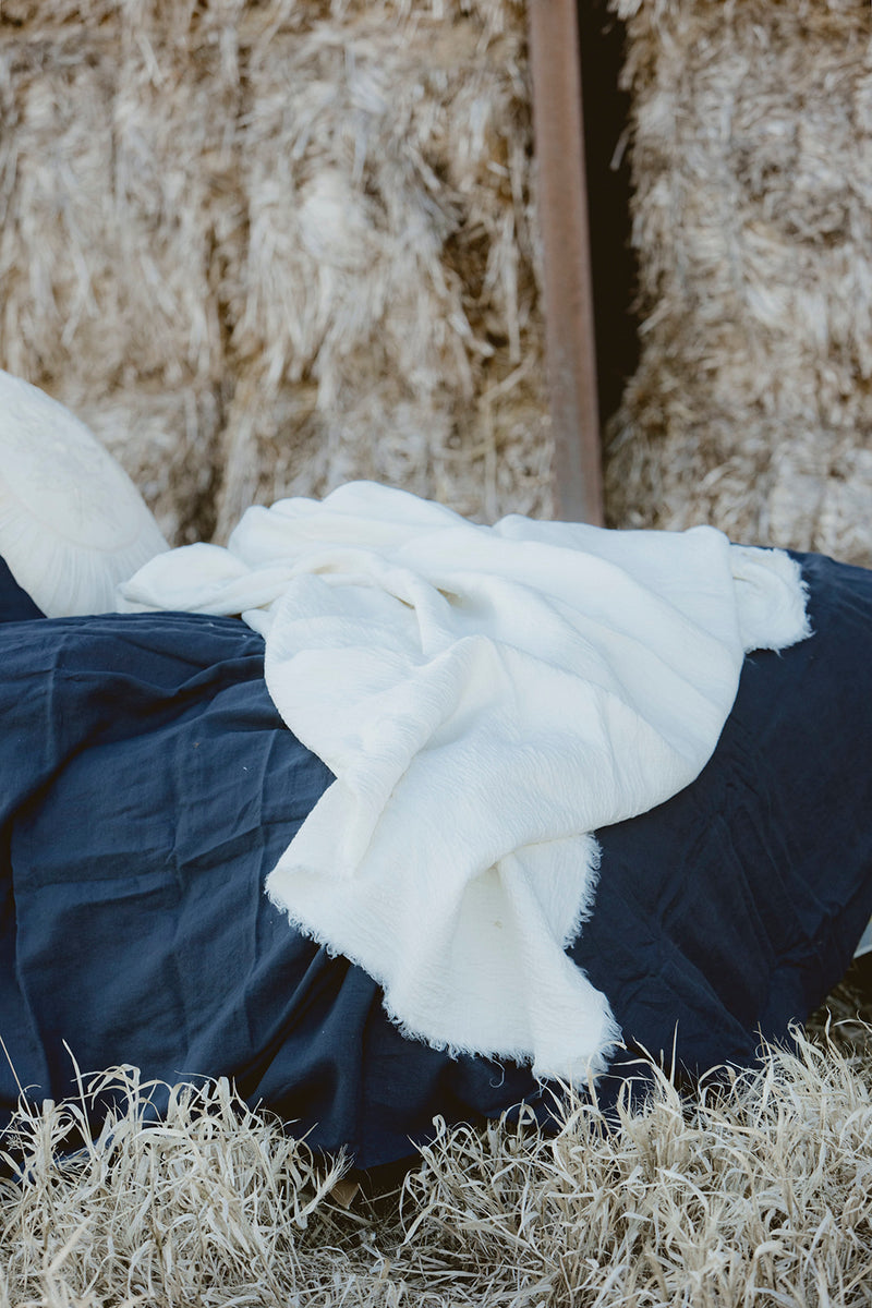 Navy Queen 100 French Flax Linen Duvet Cover The White Linen Company